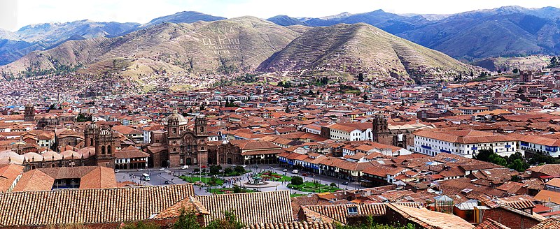 File:Cuzco Décembre 2007 - Panorama 1.jpg