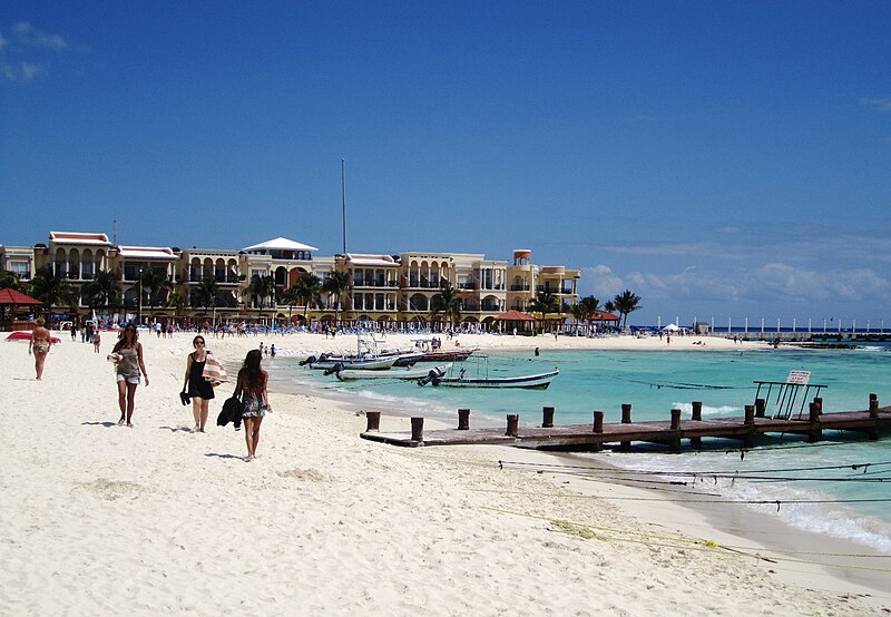 File:Playa Del Carmen.JPG