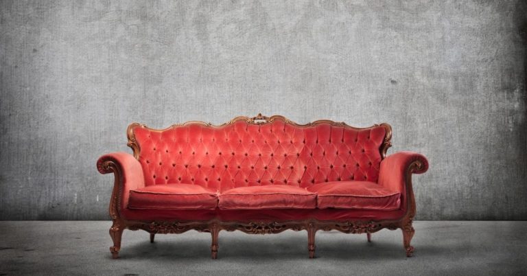 Craigslist - picture of antique couch