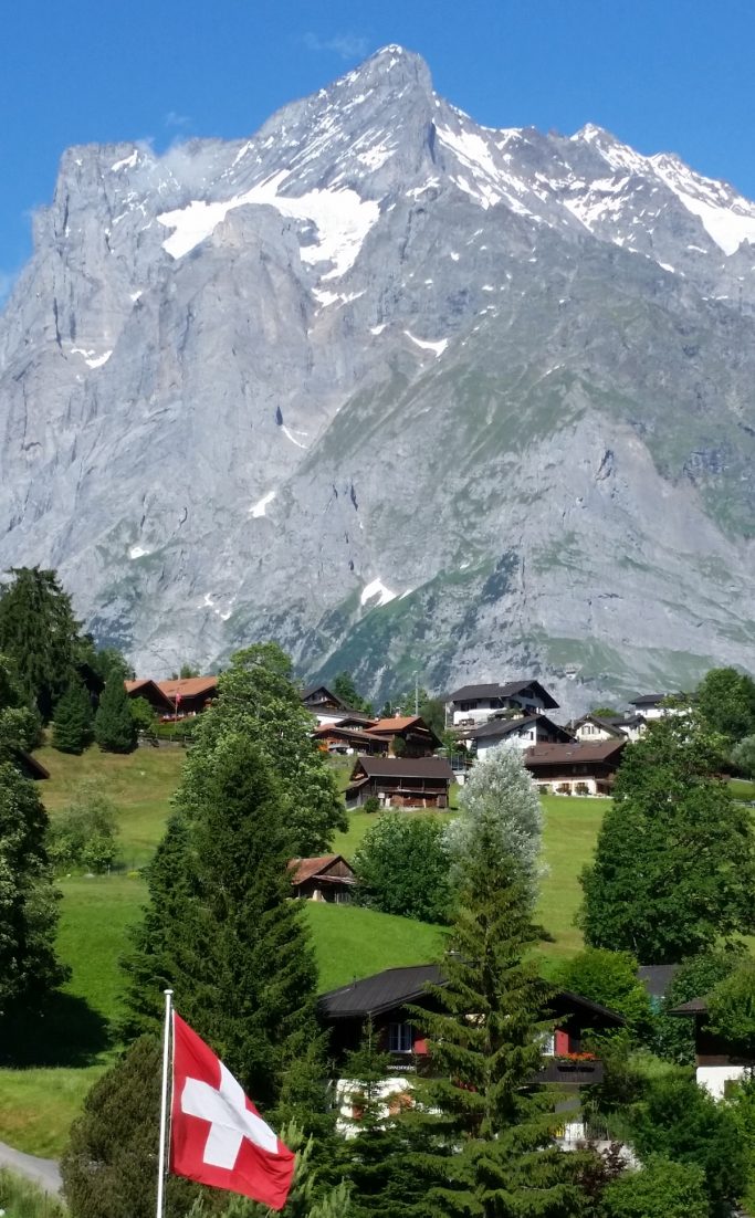 Have you been to Switzerland? If not, you need to see it to believe it. Here are 22 photos of Switzerland proving why I consider it to be heaven on Earth!