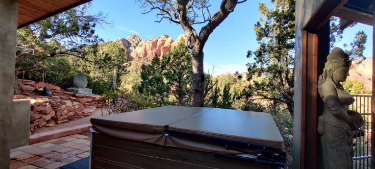 Sedona Airbnb hot tub